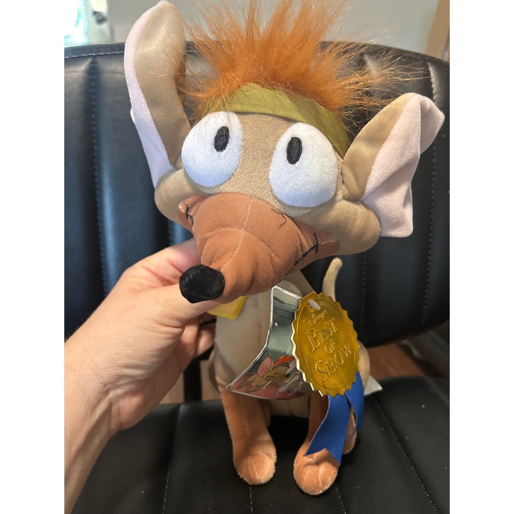 Disney Store Oliver & Company Tito Chihuahua Plush Best of Show NWT